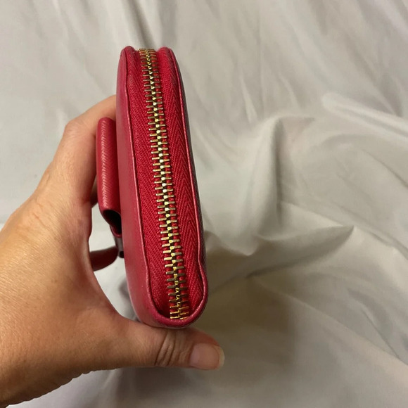 Prada Pink Bow Zippy Long Wallet - Picture 4 of 16